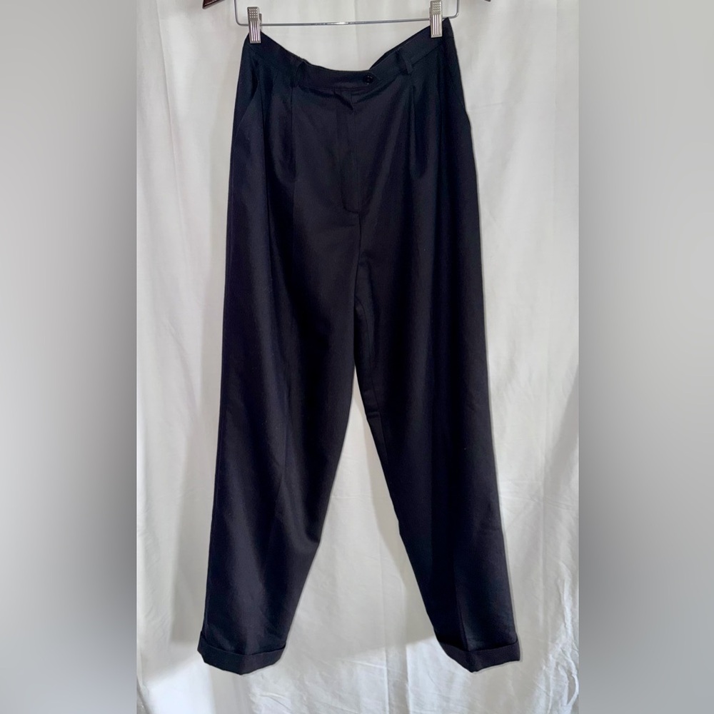 Lauren Ralph Lauren black pleated trousers, made from 100% wool, size 10. - Picture 3 of 8